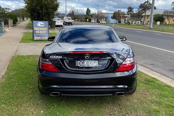 2011 Mercedes-Benz SLK-Class SLK200 BlueEFFICIENCY R172