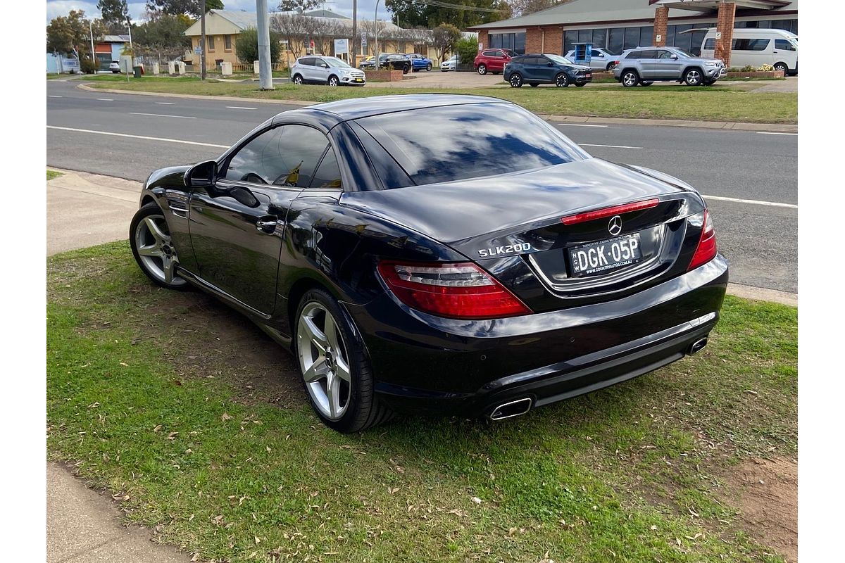 2011 Mercedes-Benz SLK-Class SLK200 BlueEFFICIENCY R172