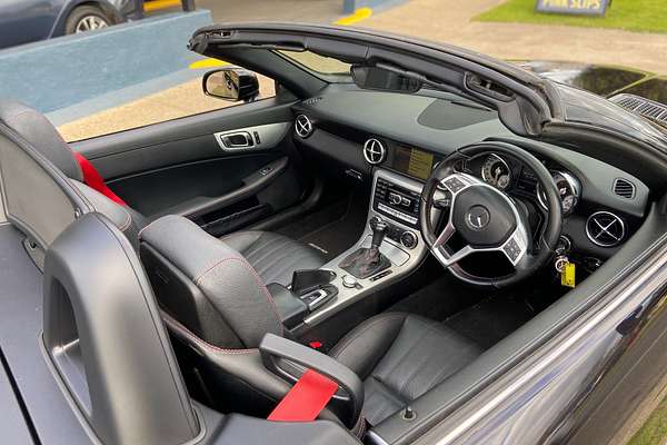 2011 Mercedes-Benz SLK-Class SLK200 BlueEFFICIENCY R172