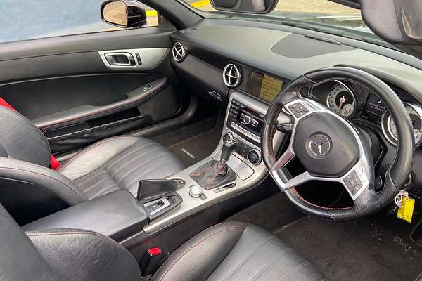2011 Mercedes-Benz SLK-Class SLK200 BlueEFFICIENCY R172