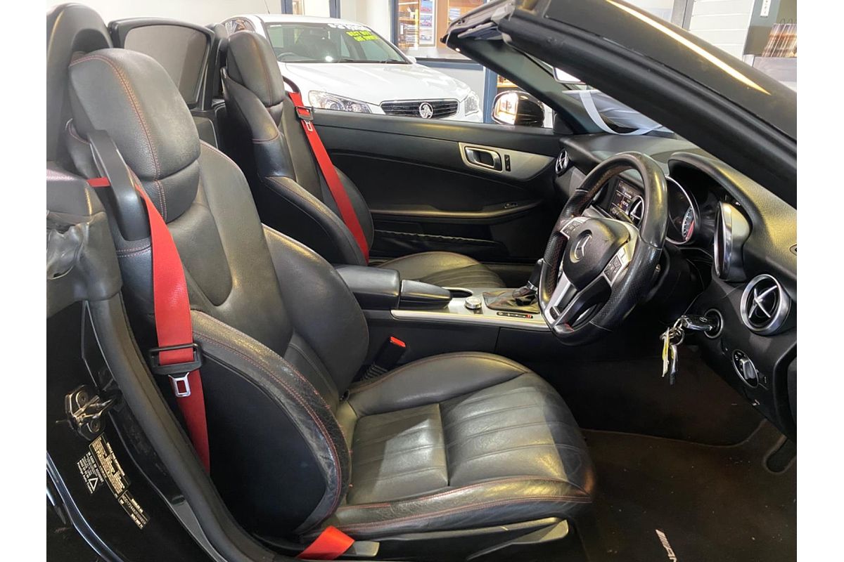 2011 Mercedes-Benz SLK-Class SLK200 BlueEFFICIENCY R172