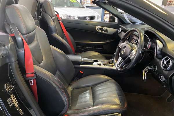 2011 Mercedes-Benz SLK-Class SLK200 BlueEFFICIENCY R172