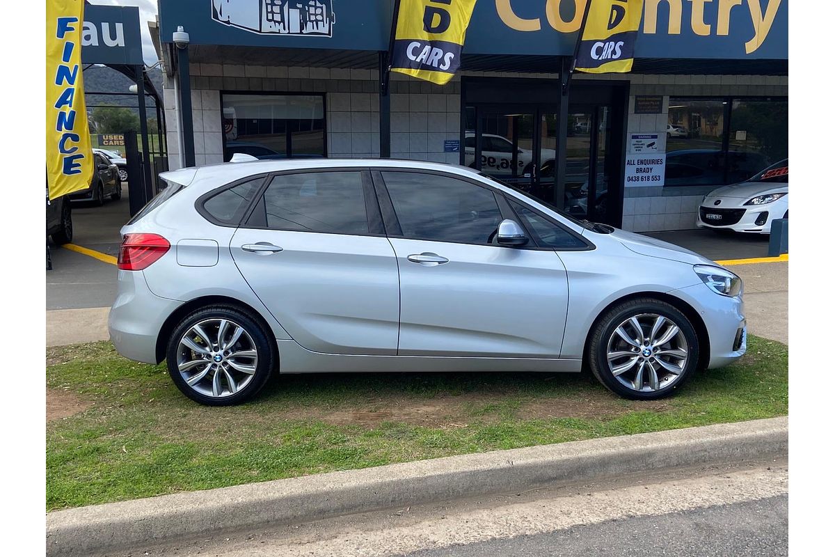 2015 BMW 2 Series 218i Sport Line F45