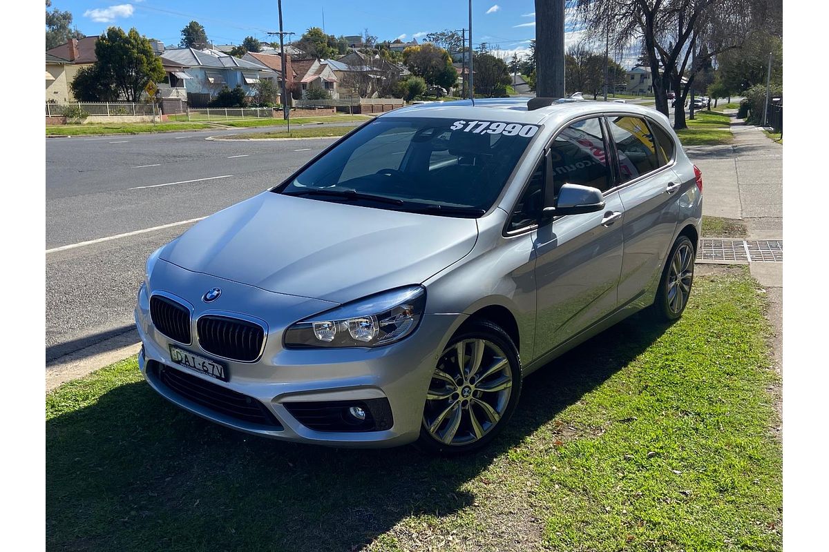 2015 BMW 2 Series 218i Sport Line F45