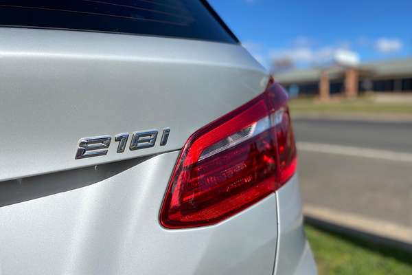 2015 BMW 2 Series 218i Sport Line F45