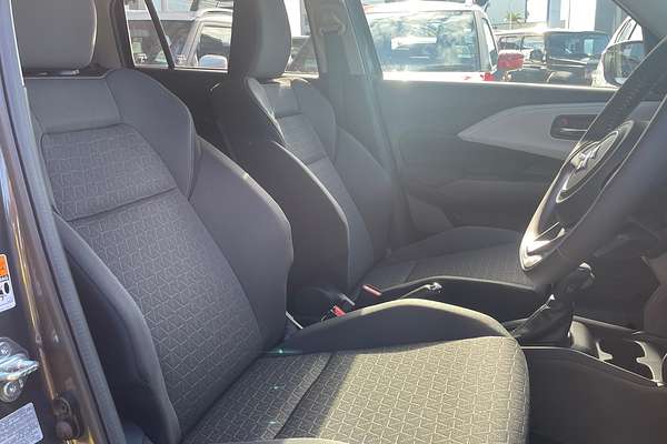 2024 Suzuki Swift Hybrid Plus UZ
