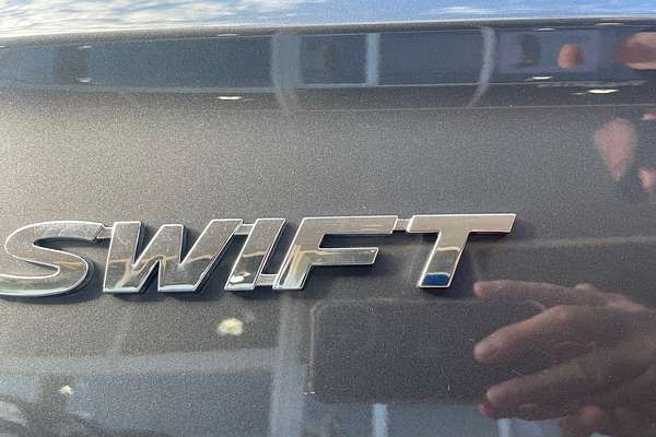 2024 Suzuki Swift Hybrid Plus UZ