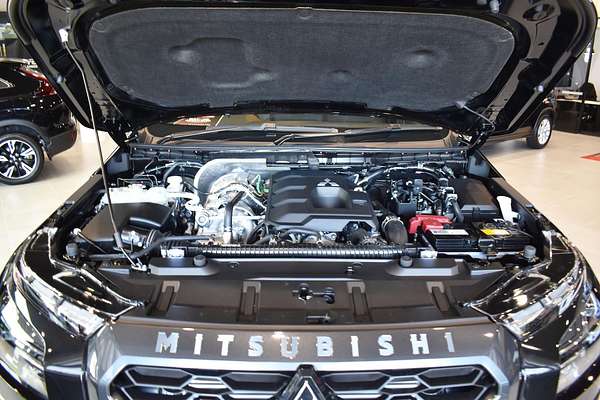 2024 Mitsubishi Triton GSR Special Edition MV 4X4