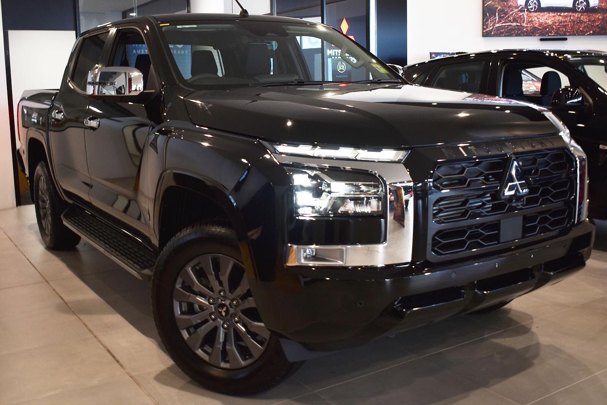 2024 Mitsubishi Triton GLS MV 4X4