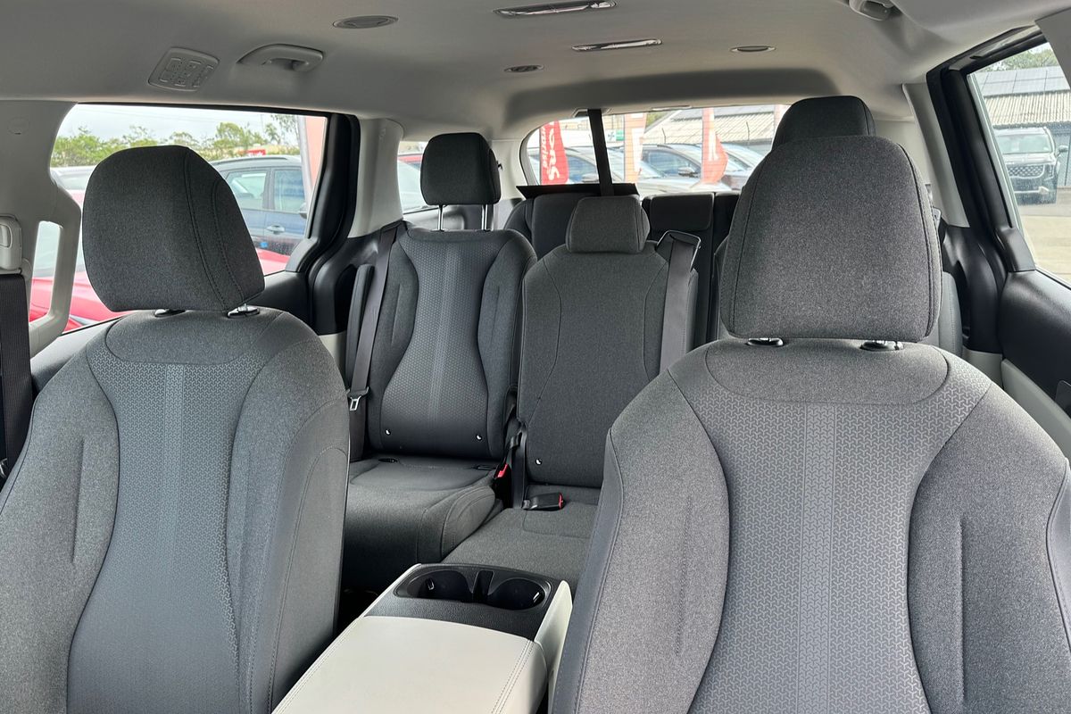 2022 Kia Carnival S KA4
