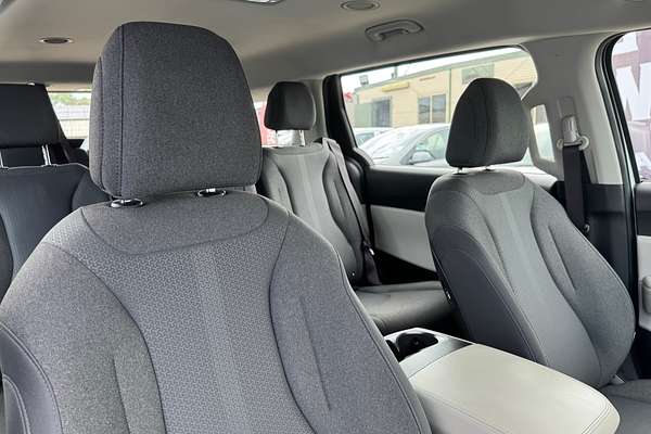 2022 Kia Carnival S KA4