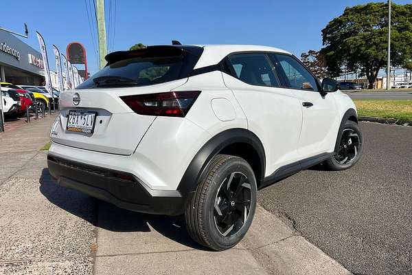 2024 Nissan JUKE ST+ F16