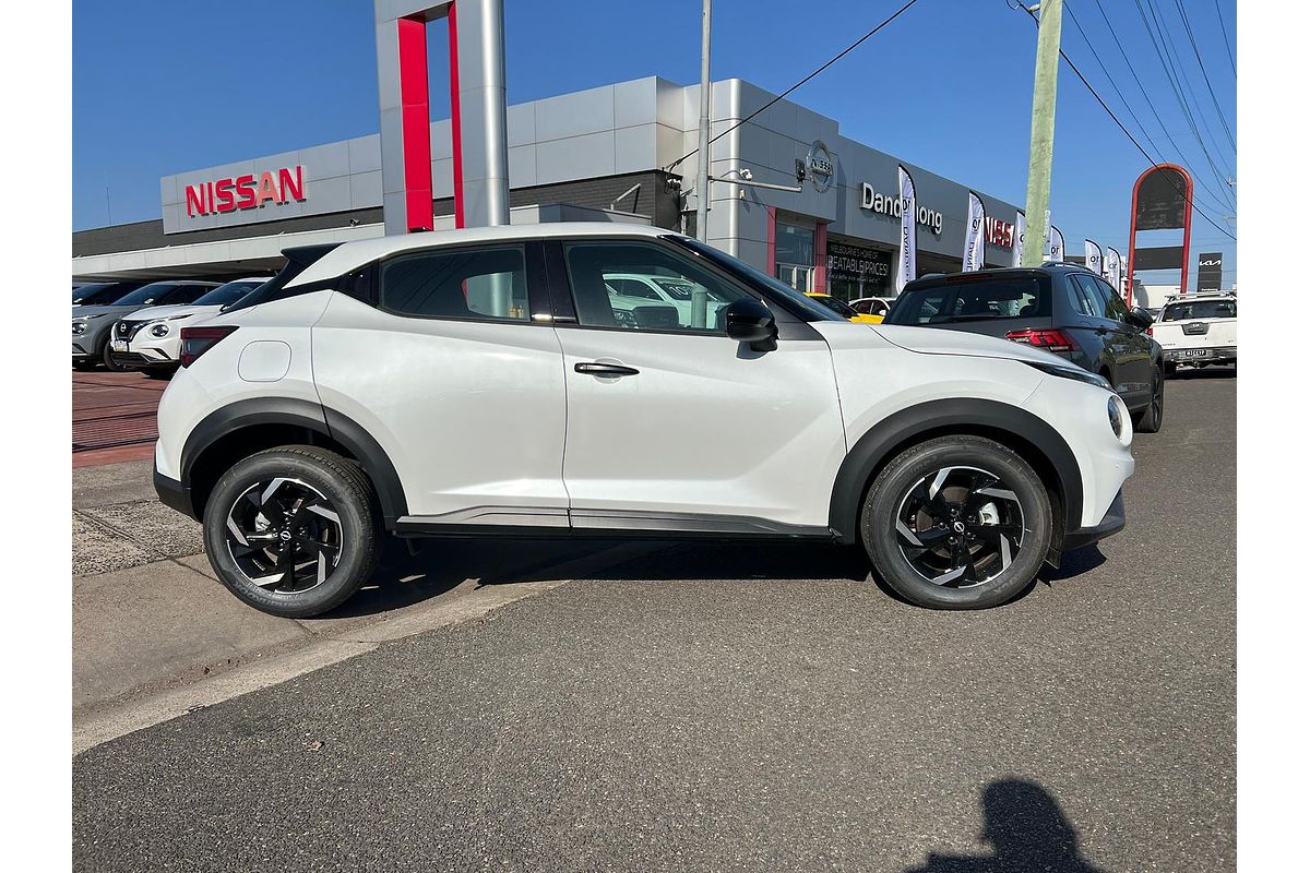 2024 Nissan JUKE ST+ F16