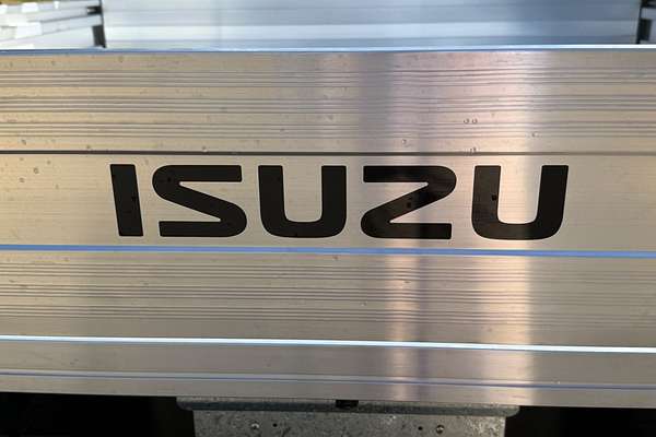 2024 Isuzu D-MAX SX High Ride Rear Wheel Drive