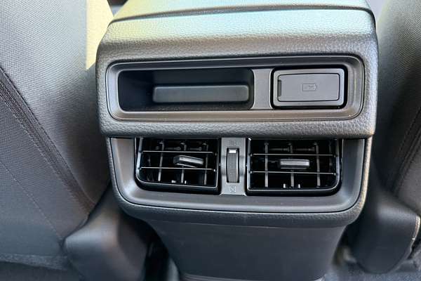 2024 Isuzu D-MAX SX High Ride Rear Wheel Drive
