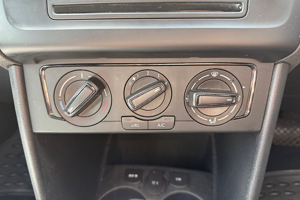 2016 Volkswagen Polo 66TSI Trendline 6R
