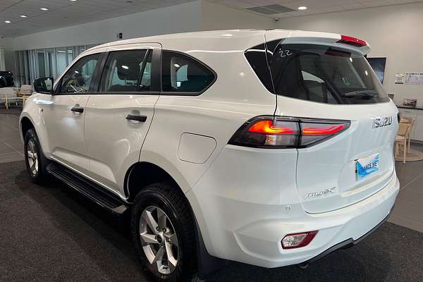2024 Isuzu MU-X LS-M