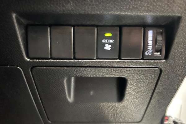 2024 Isuzu MU-X LS-M