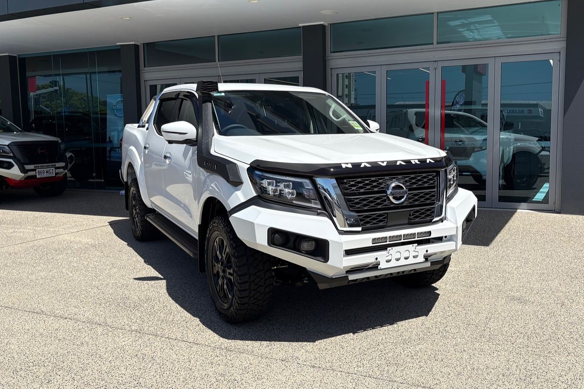 2024 Nissan Navara ST D23 4X4