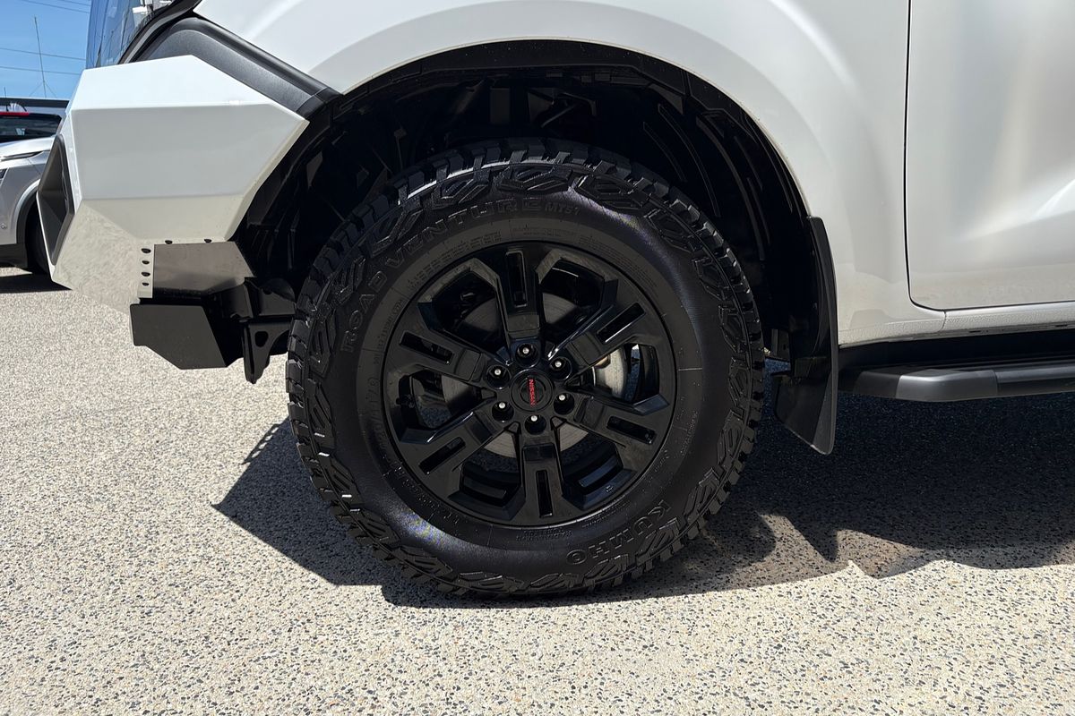 2024 Nissan Navara ST D23 4X4