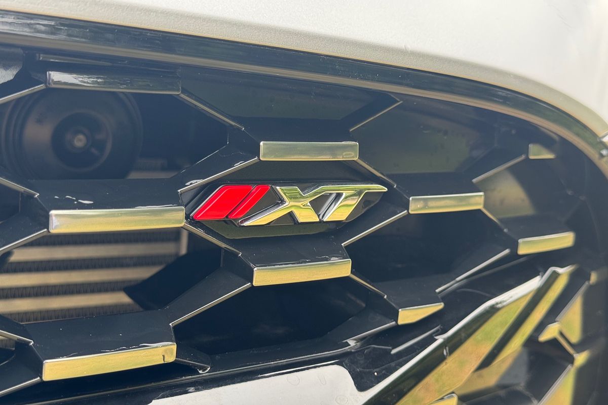 2025 Isuzu MU-X X-TERRAIN