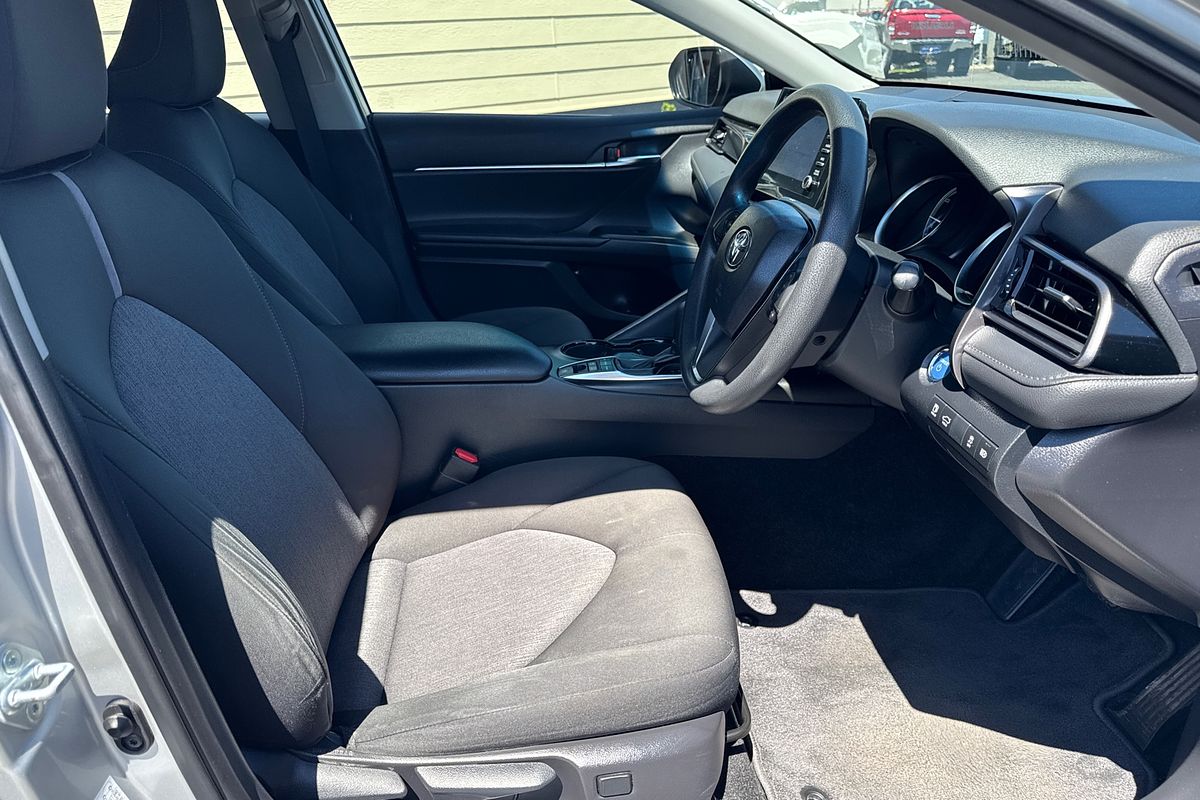 2021 Toyota Camry Ascent AXVH70R