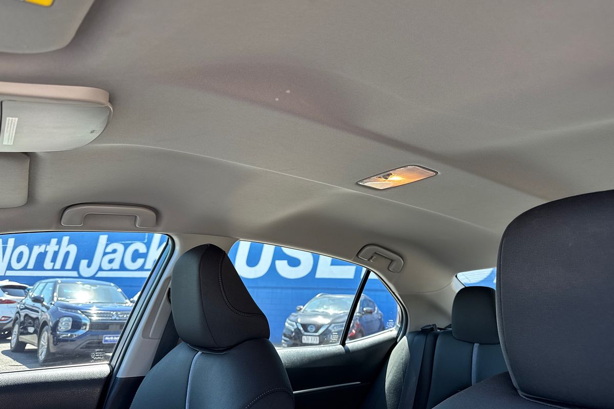 2021 Toyota Camry Ascent AXVH70R