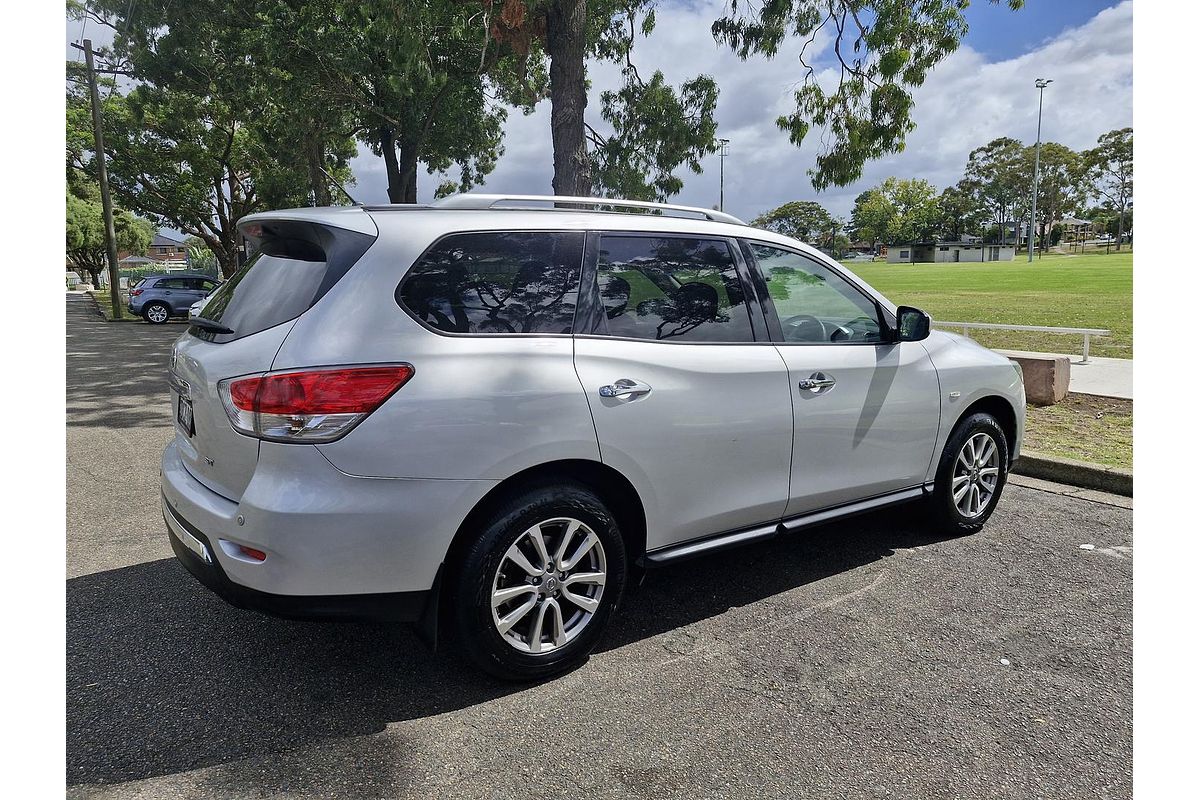 2015 Nissan Pathfinder ST R52