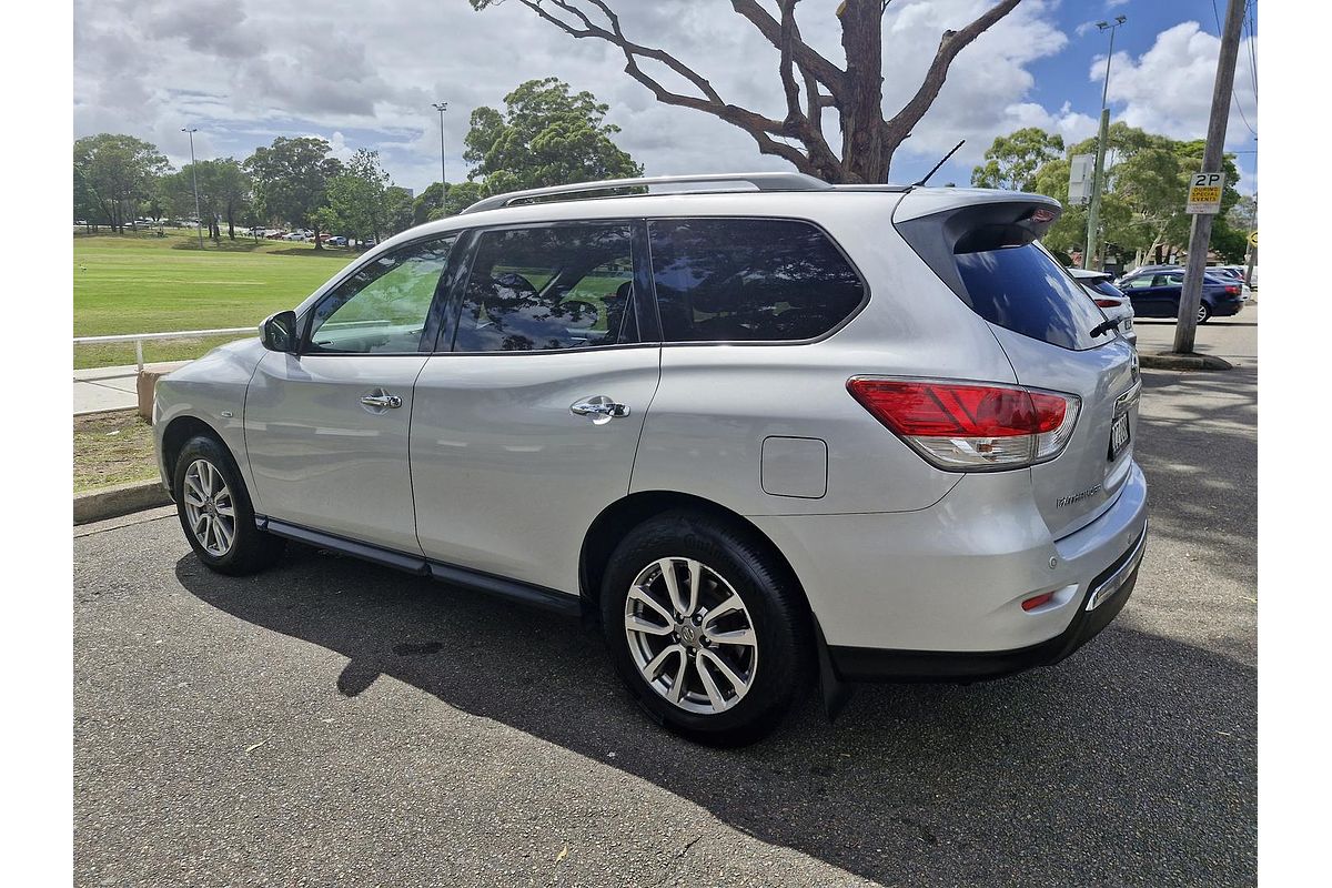 2015 Nissan Pathfinder ST R52