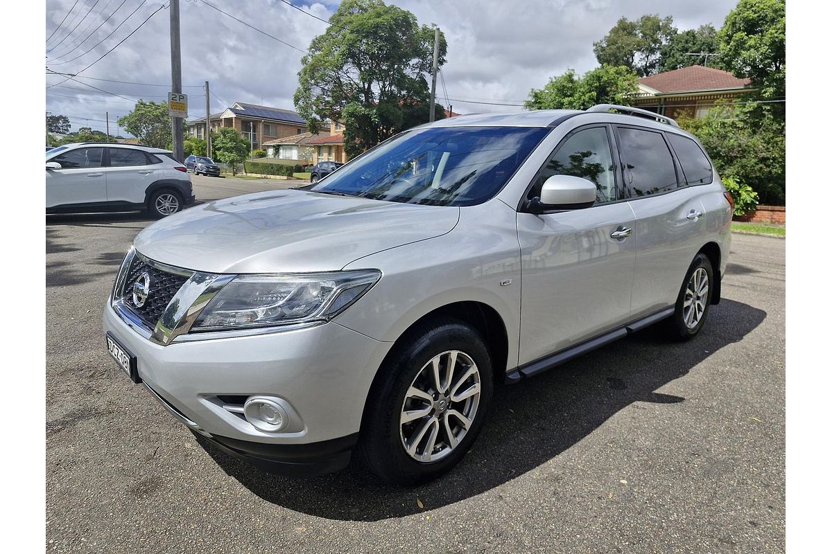 2015 Nissan Pathfinder ST R52