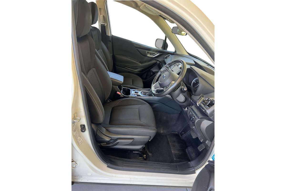 2021 Subaru Forester 2.5i S5