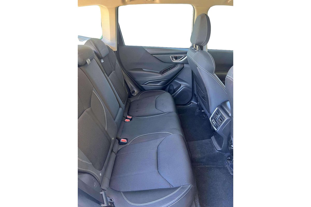 2021 Subaru Forester 2.5i S5
