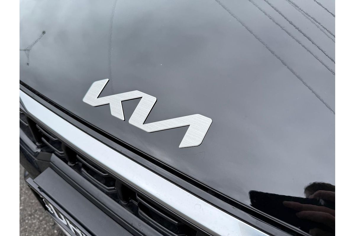 2025 Kia K4 GT-Line CL4m