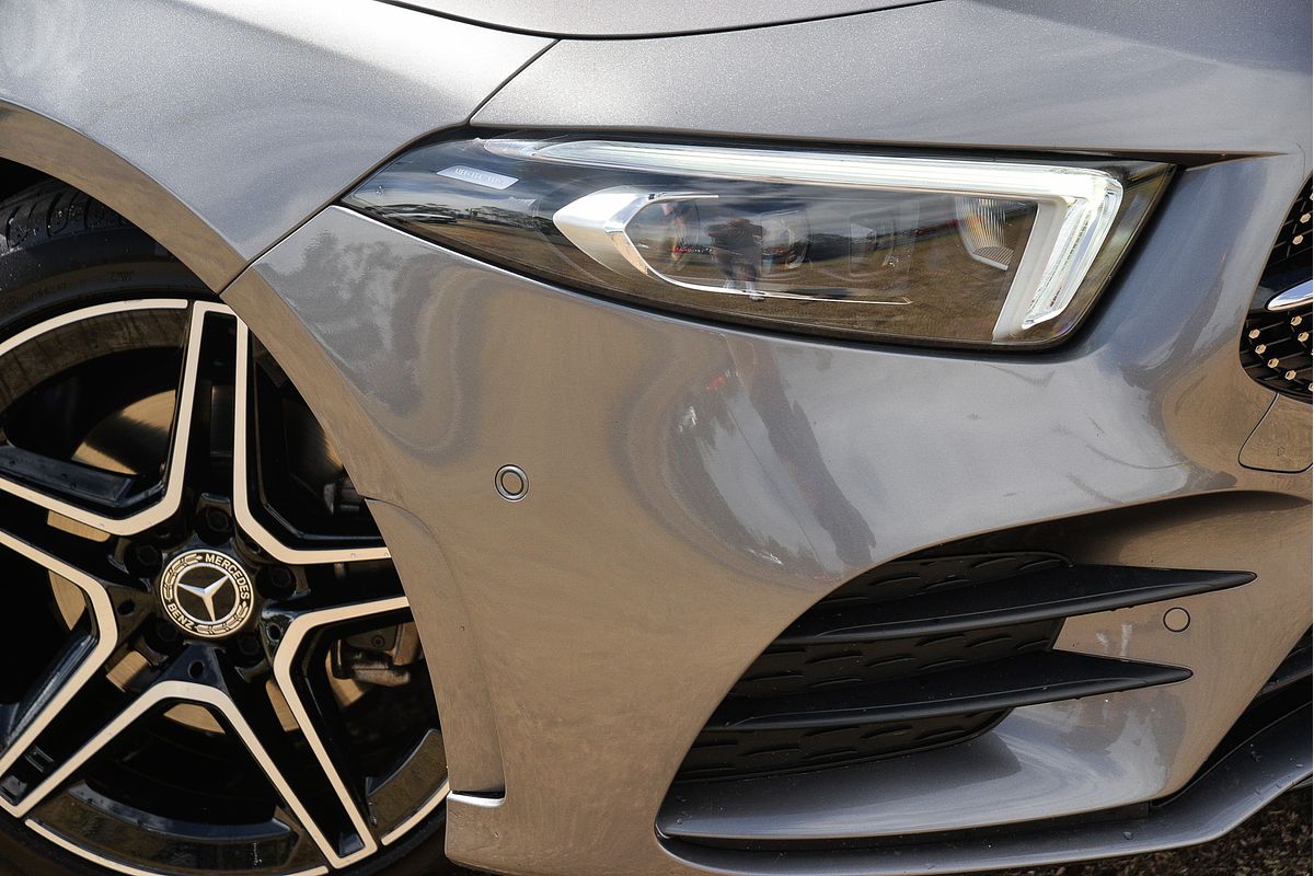 2018 Mercedes-Benz A-Class A200 V177