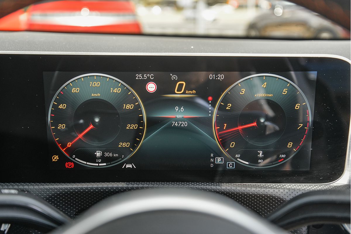 2018 Mercedes-Benz A-Class A200 V177