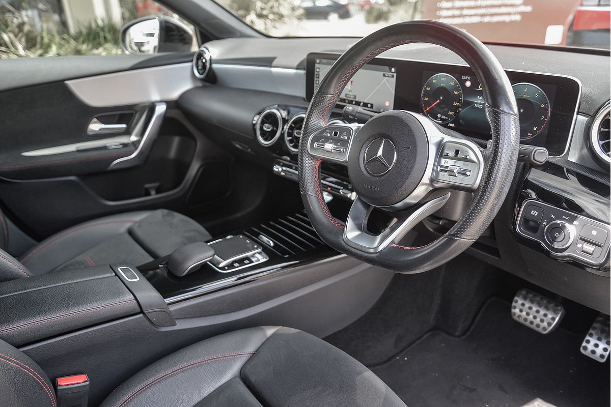 2018 Mercedes-Benz A-Class A200 V177