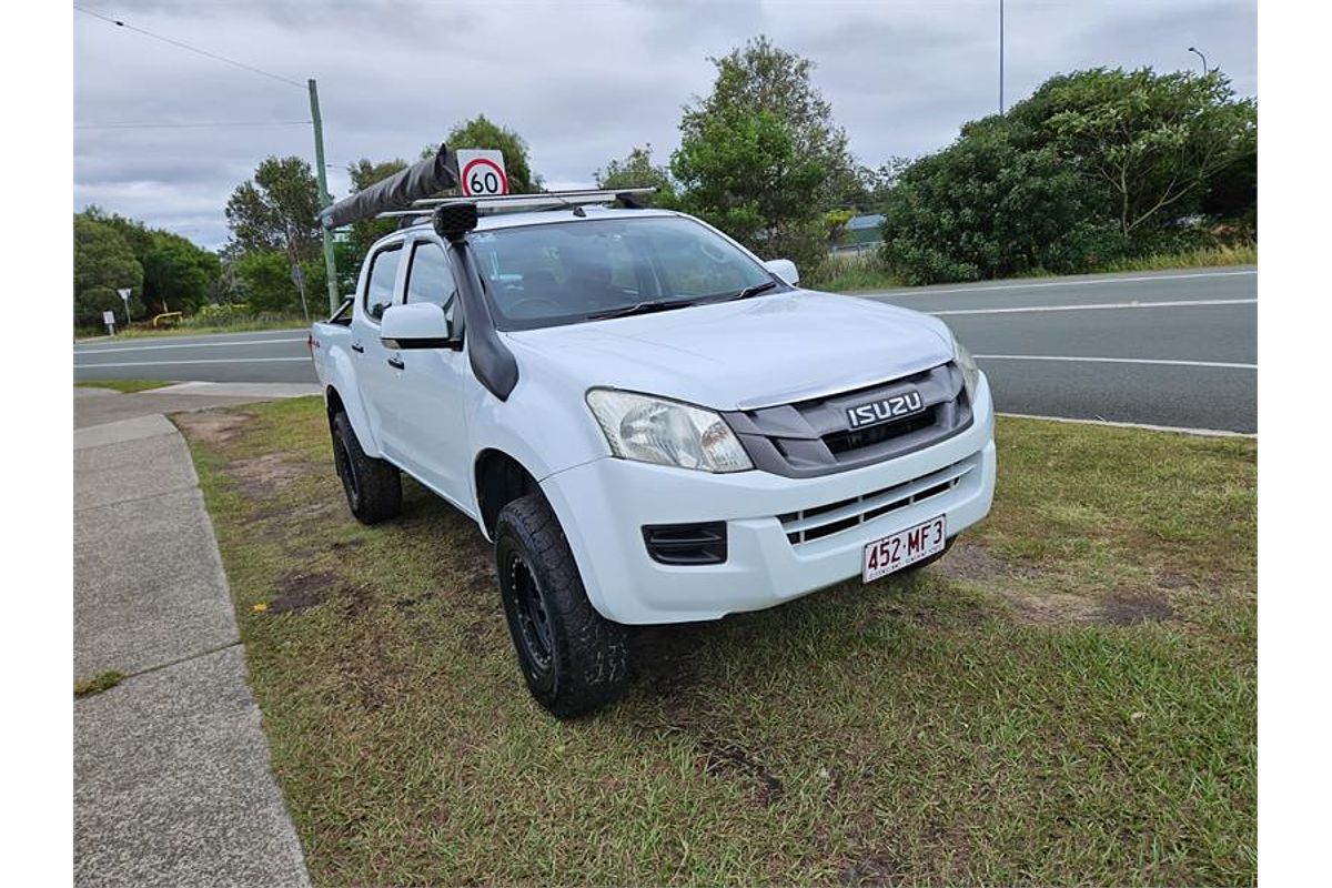 2015 Isuzu D-MAX SX 4X4