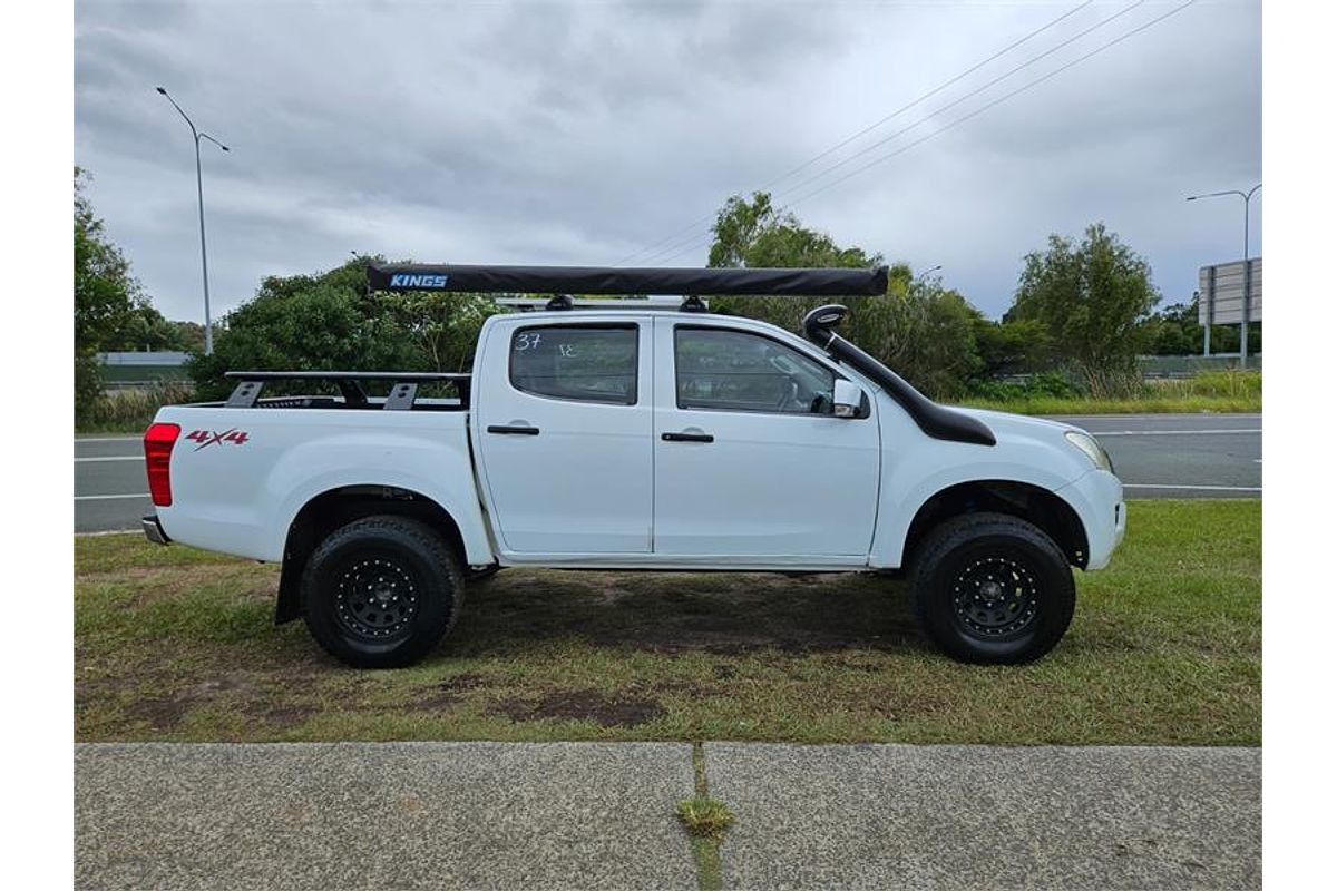 2015 Isuzu D-MAX SX 4X4