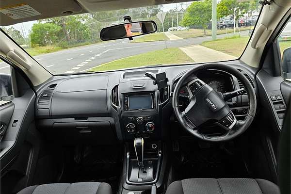 2015 Isuzu D-MAX SX 4X4