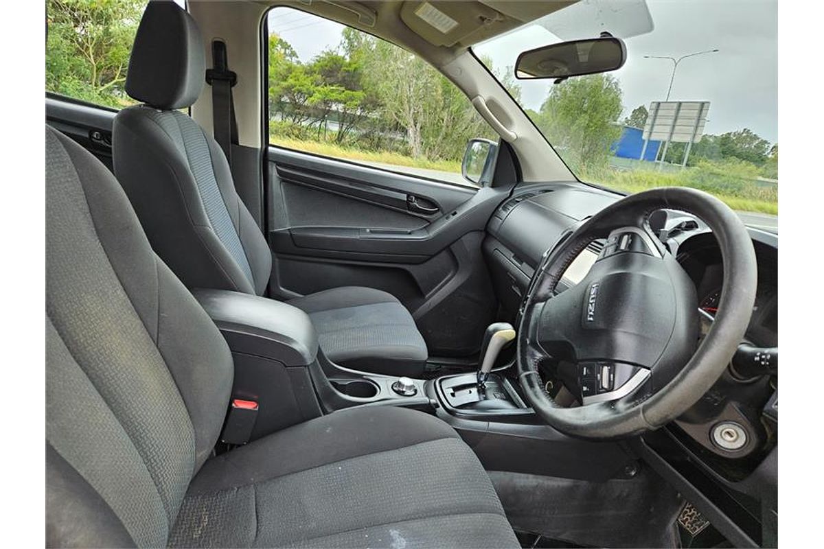2015 Isuzu D-MAX SX 4X4