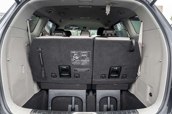 2019 Kia Carnival Platinum YP