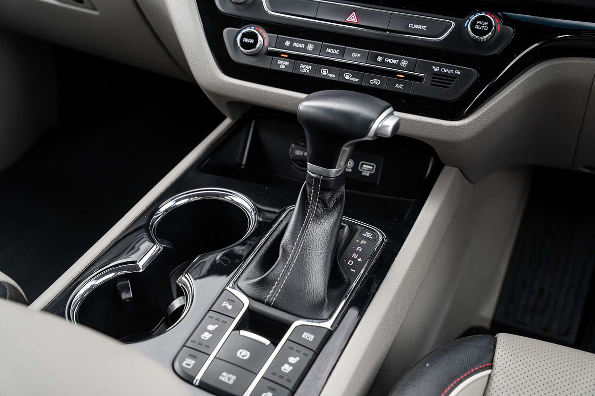 2019 Kia Carnival Platinum YP