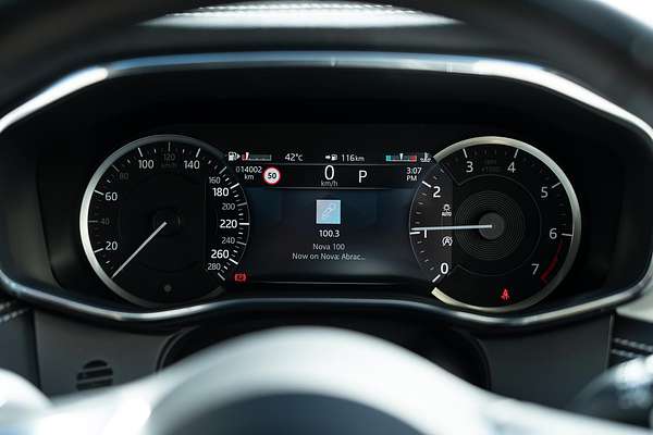 2022 Jaguar F-PACE P250 R-Dynamic SE X761