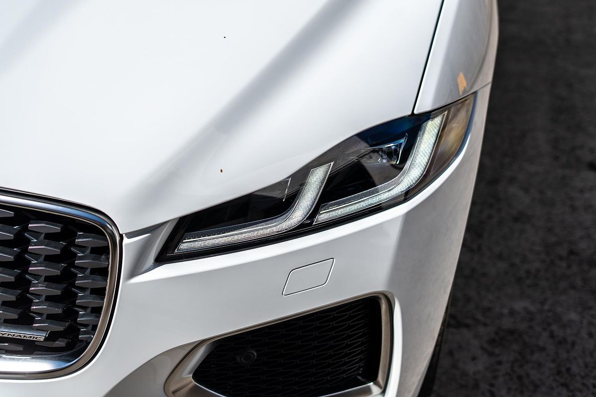 2022 Jaguar F-PACE P250 R-Dynamic SE X761