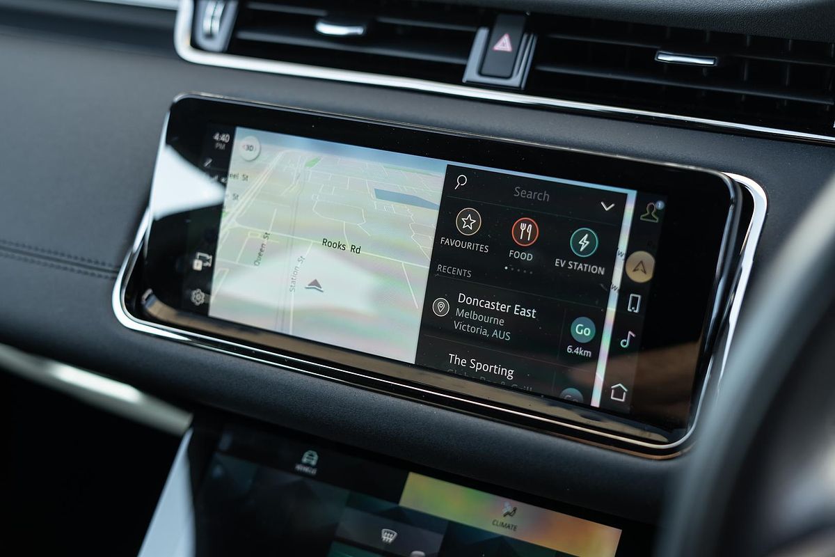 2022 Land Rover Range Rover Evoque PHEV R-Dynamic HSE L551