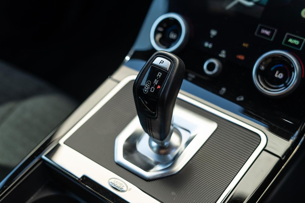2022 Land Rover Range Rover Evoque PHEV R-Dynamic HSE L551
