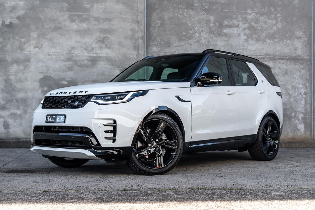 2024 Land Rover Discovery D300 Dynamic SE Series 5