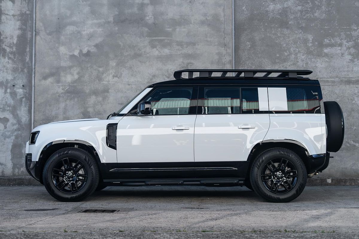 2024 Land Rover Defender 110 D350 X-Dynamic SE L663