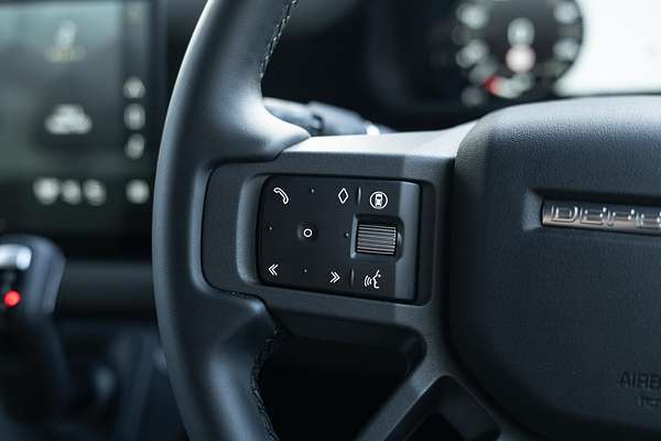 2024 Land Rover Defender 110 D350 X-Dynamic SE L663