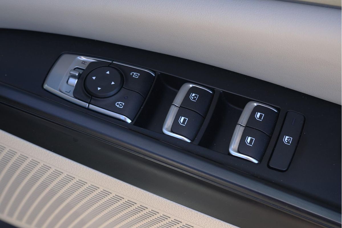 2021 Kia Carnival S KA4